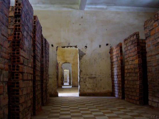 2934- tuol sleng2