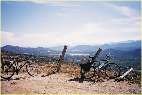 bicycles often get lonely on corsica.jpg