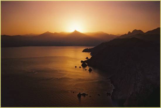 capu rossu sunrise top.jpg