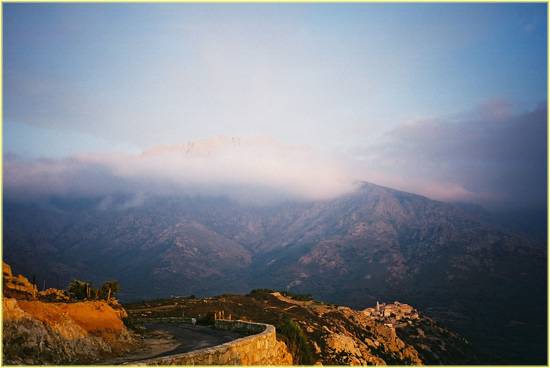 montemaggiore misty mountains.jpg