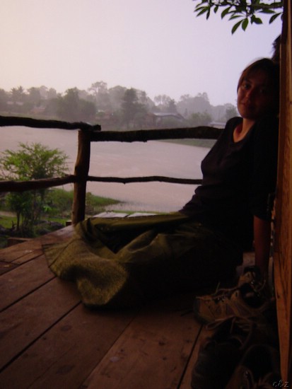 2839- lady in lao