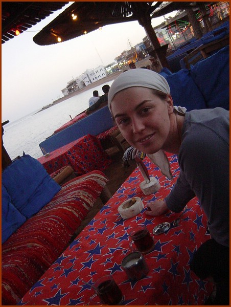 1120 - having bedouin tea before nightfall.JPG