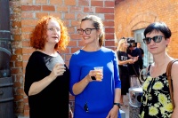 180828 Right on Time_round table 070nzgank.jpg 180828 Right on Time_round table 070nzgank.jpg