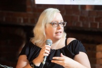 180828 Right on Time_round table 083nzgank.jpg 180828 Right on Time_round table 083nzgank.jpg